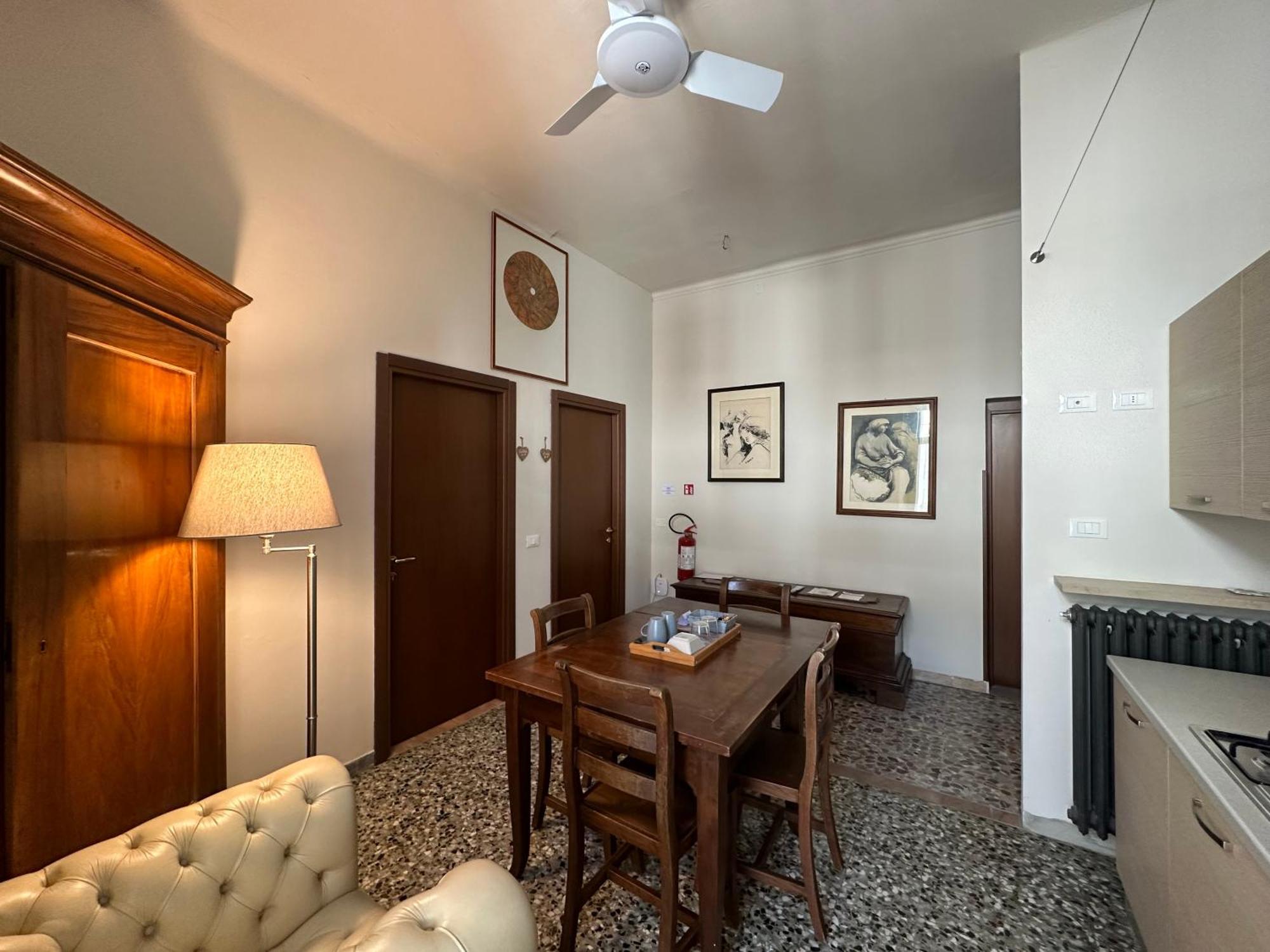 Elle Palace - Simply Elegant Gasthof *